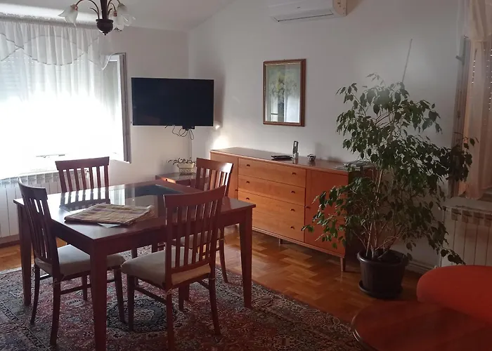 Apartment Anica Pula